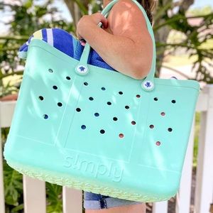 SIMPLY SOUTHERN SIMPLY TOTE - Large, Aqua